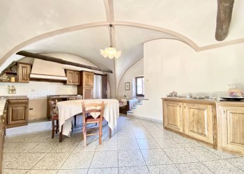 Farmhouse Via Valle Po, 360., Cuneo - photo 24