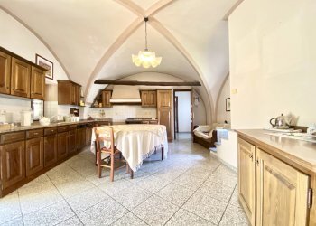 Farmhouse Via Valle Po, 360., Cuneo - photo 25