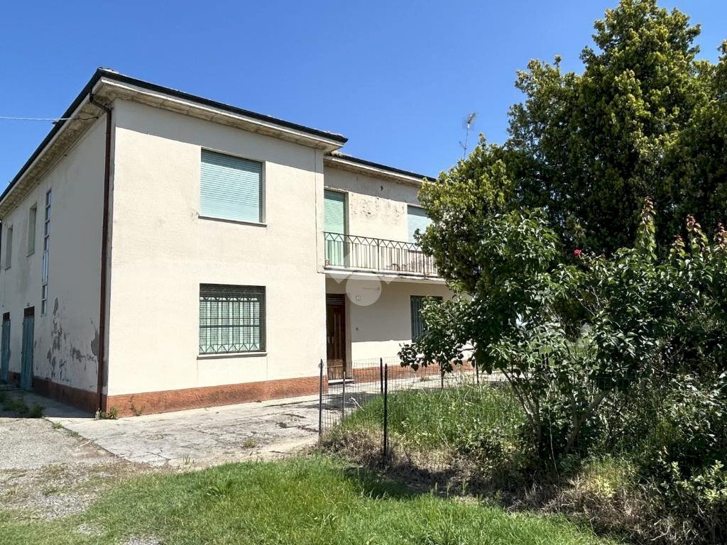 Independent house Str. Luogo Grande, Molinella - photo 1