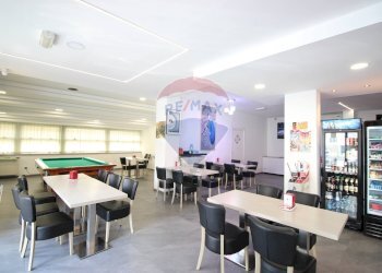 Locale Commerciale Via Carnovali, Bergamo - foto 2