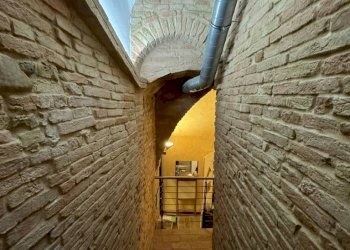 Commercial Activity CENTRO STORICO, Jesi - photo 1