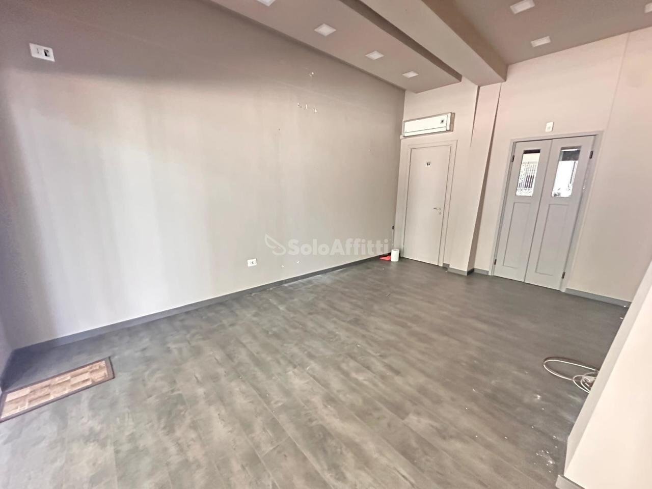 IMG-20240612-WA0004.jpg - Locale Commerciale Corso Pietro Giannone 166, Caserta - foto 3