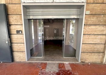 IMG-20240612-WA0001.jpg - Locale Commerciale Corso Pietro Giannone 166, Caserta - foto 9