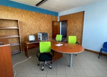 IMG-20240605-WA0014.jpg - Locale Commerciale Via Verdara 4, Strangolagalli - foto 11