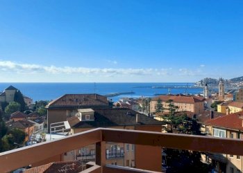 WhatsApp Image 2025-12-30 at 14.46.27.jpeg - Apartment Via Diano Calderina, Imperia - photo 1