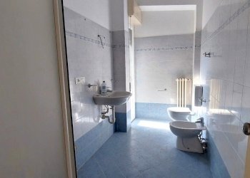 WhatsApp Image 2025-12-30 at 14.46.20 (1).jpeg - Apartment Via Diano Calderina, Imperia - photo 11