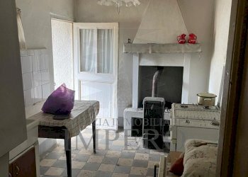 cucina - Appartamento Piazza S.Reparata 11, Ventimiglia - foto 3