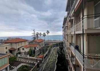 vista - Trilocale Via Vittorio Emanuele II 321, Bordighera - foto 1
