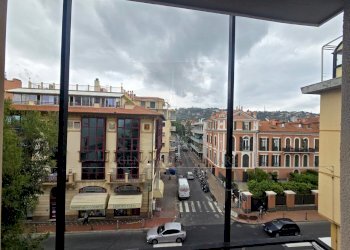 balcone - Trilocale Via Vittorio Emanuele II 321, Bordighera - foto 2