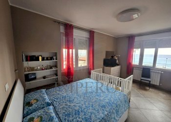 camera - Trilocale Via Vittorio Emanuele II 321, Bordighera - foto 6