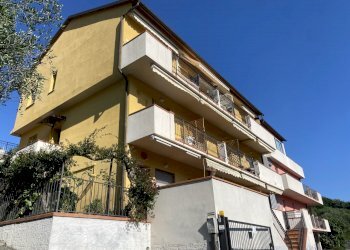 image00002.jpeg - Two-room apartment Salita Funtanetta 2, San Bartolomeo al Mare - photo 14