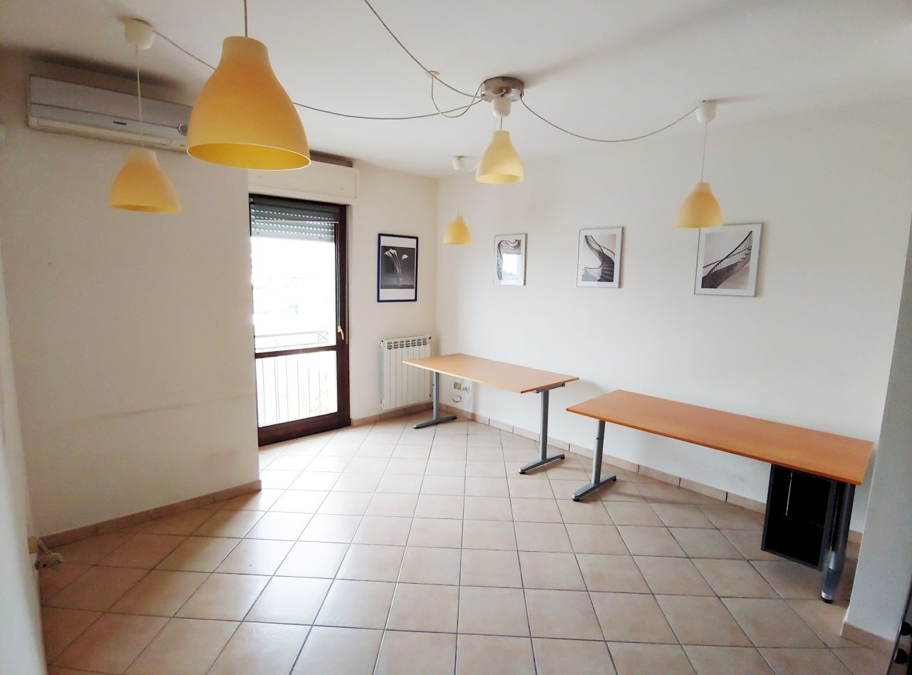 8.jpg - Ufficio Fiano Romano - foto 1