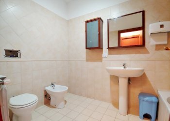 11.jpg - Ufficio Fiano Romano - foto 9