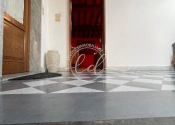 PHOTO-2025-01-24-18-11-39 8.jpg - Mansarda Pietrasanta - foto 2