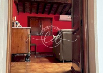 PHOTO-2025-01-24-18-11-39.jpg - Mansarda Pietrasanta - foto 4