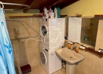 PHOTO-2025-01-24-18-11-39 20.jpg - Mansarda Pietrasanta - foto 23