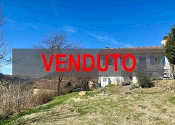 0001.jpg - Villa Piazza dei Martiri 3, Somano - foto 1