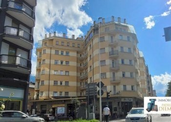 Quadrilocale via Martinet, Aosta - foto 1