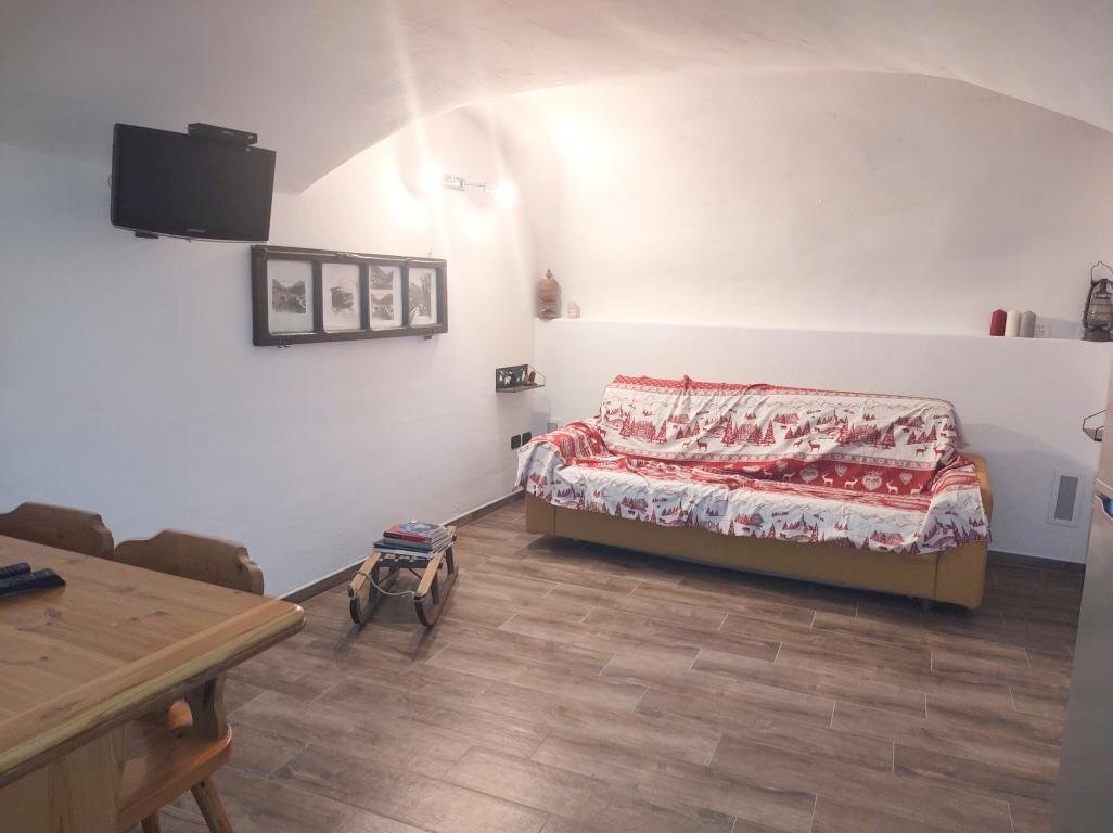 Two-room apartment Via dei Mulini, Etroubles - photo 2