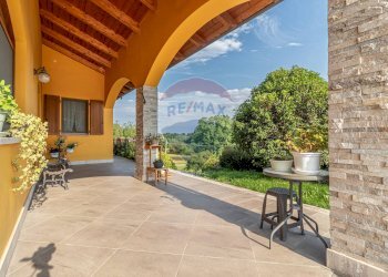 Villa Via Avvocato Ferdinando Rondolino, 84 
 Cavaglià, Cavaglià - photo 5