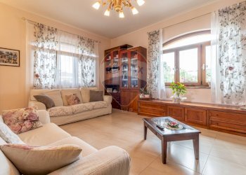 Villa Via Avvocato Ferdinando Rondolino, 84 
 Cavaglià, Cavaglià - photo 9