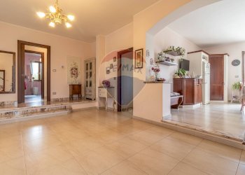 Villa Via Avvocato Ferdinando Rondolino, 84 
 Cavaglià, Cavaglià - photo 11