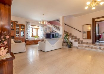 Villa Via Avvocato Ferdinando Rondolino, 84 
 Cavaglià, Cavaglià - photo 17