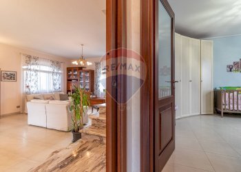 Villa Via Avvocato Ferdinando Rondolino, 84 
 Cavaglià, Cavaglià - photo 29