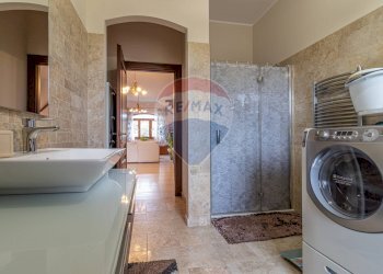 Villa Via Avvocato Ferdinando Rondolino, 84 
 Cavaglià, Cavaglià - photo 32