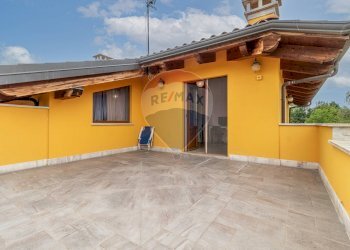 Villa Via Avvocato Ferdinando Rondolino, 84 
 Cavaglià, Cavaglià - photo 39