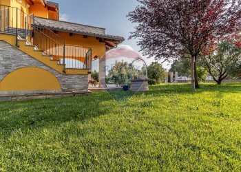 Villa Via Avvocato Ferdinando Rondolino, 84 
 Cavaglià, Cavaglià - photo 51