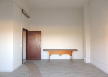 Locale Commerciale via etna, Misterbianco - foto 3