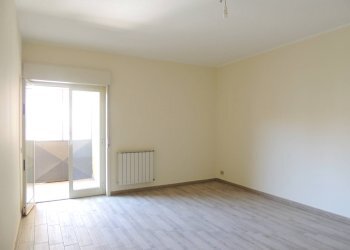 Trilocale Via Giorgio Arcoleo, Gravina di Catania - foto 9