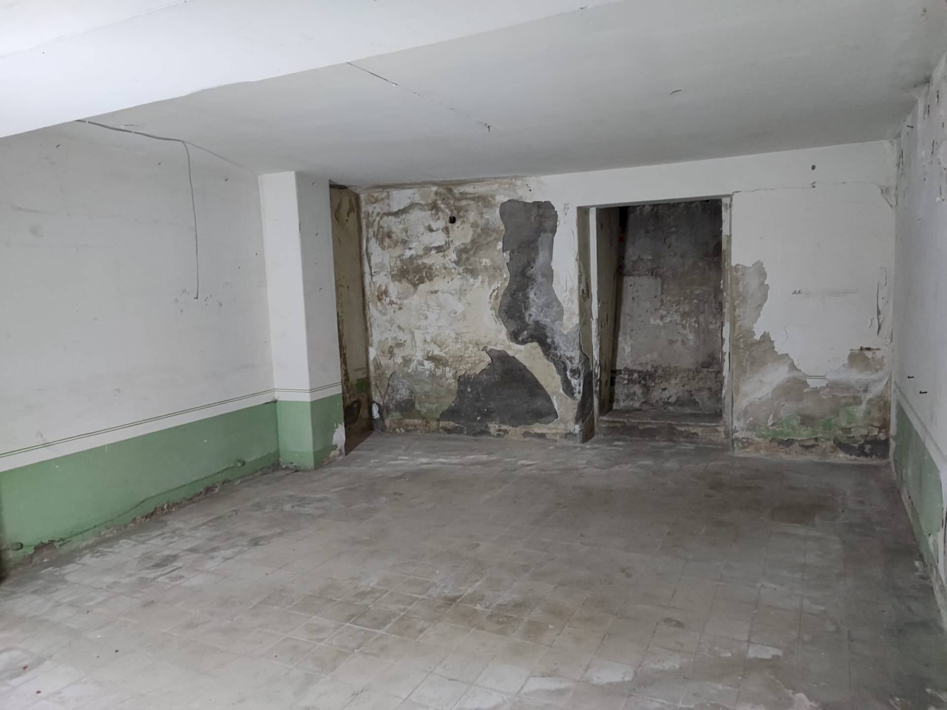 Magazzino Via Conte Di Torino, Catania - foto 2