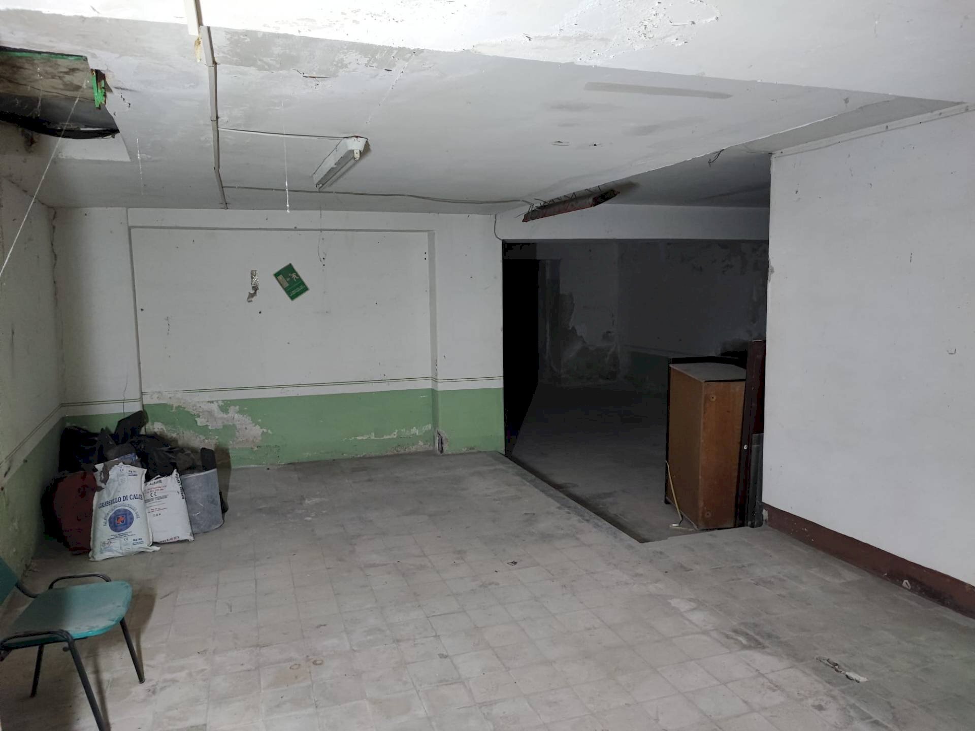 Magazzino Via Conte Di Torino, Catania - foto 3