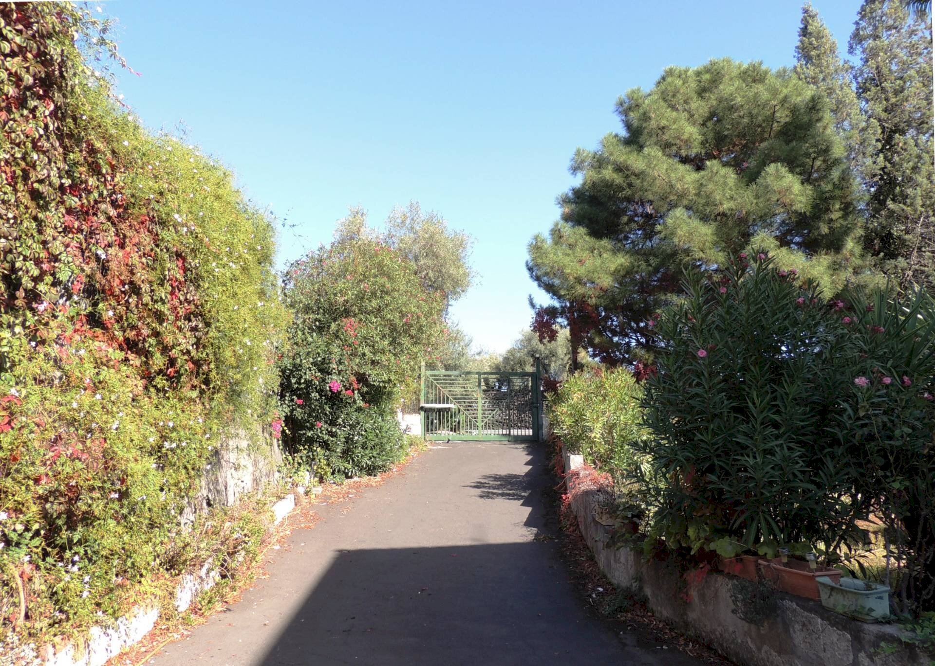 Four-room apartment Largo madonna della pace, Tremestieri Etneo - photo 2