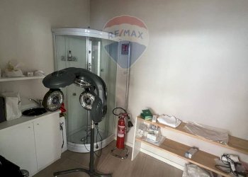 Negozio VIA CAVOUR, Varese - foto 5