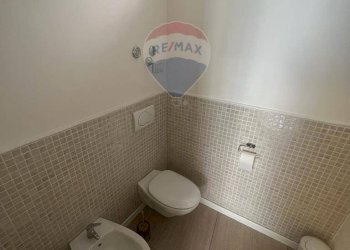 Negozio VIA CAVOUR, Varese - foto 13