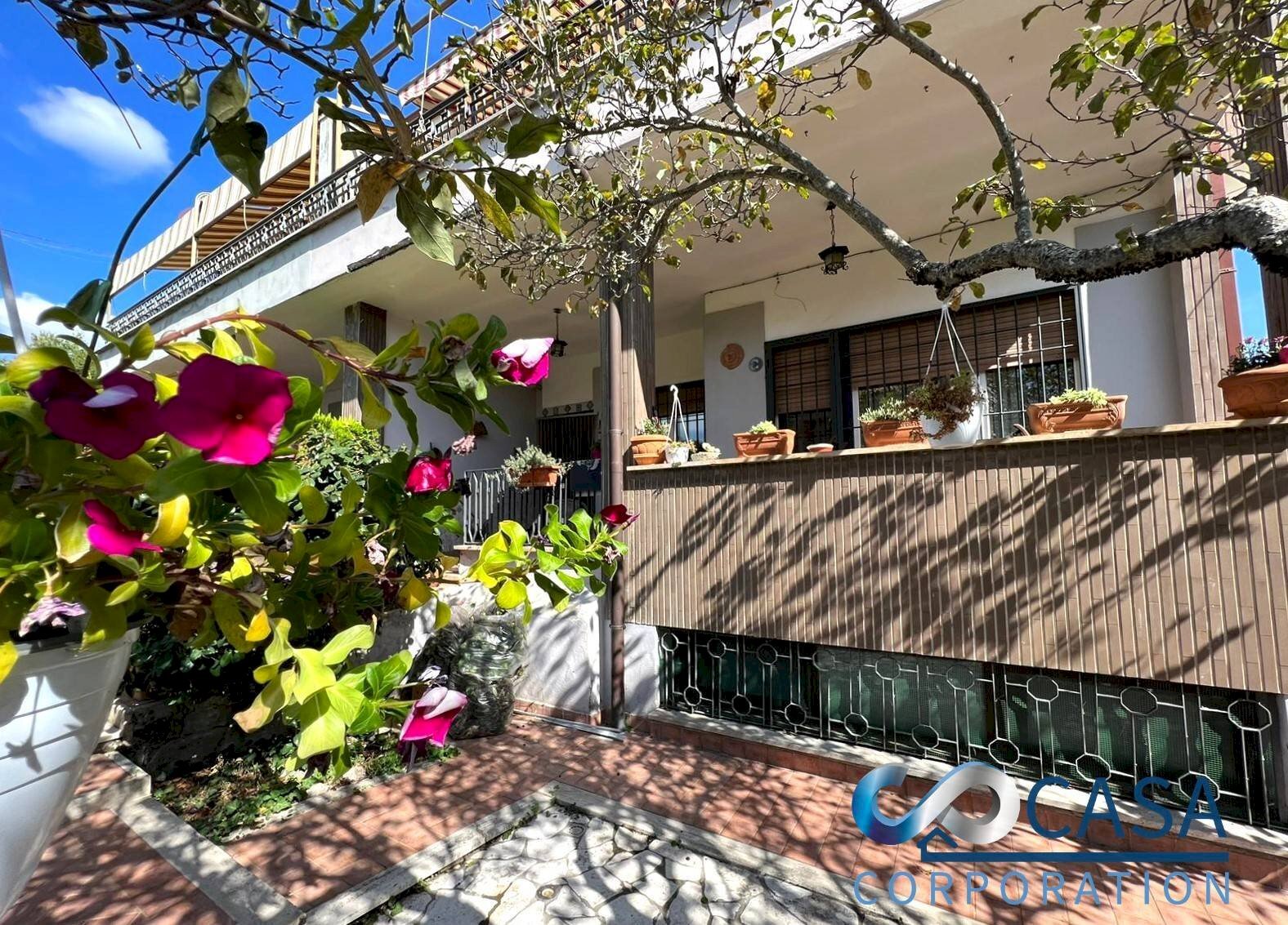 Villa a Schiera VIA DEGLI ASTRONAUTI, Cave - foto 1