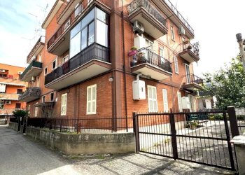 Bilocale Via Giacomo Grosso, Roma (zona Tor Sapienza) - foto 1