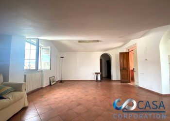 Trilocale via umbria, Guidonia Montecelio - foto 1