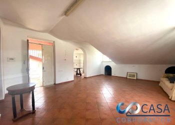 Trilocale via umbria, Guidonia Montecelio - foto 3