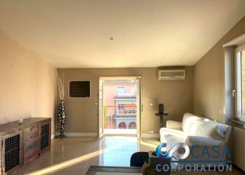 Quadrilocale Via Belmonte Mezzagno, Roma (zona Borghesiana) - foto 9