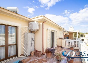 Quadrilocale Via Elena Brandizzi Gianni, Roma (zona Ponte Mammolo) - foto 2