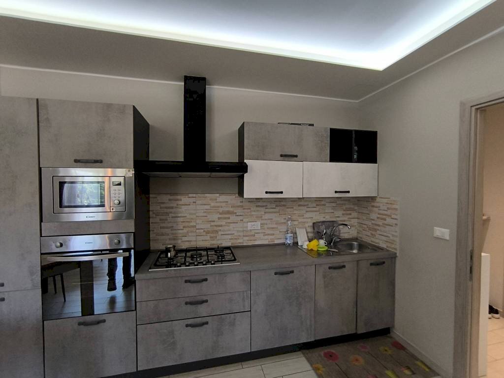 Cucina - Three-room apartment via Selene, Carrù - photo 3