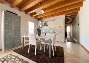 5.jpg - Bilocale Bassano del Grappa - foto 1