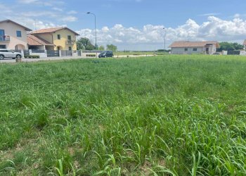 ESTERNI - Terreno edificabile Via dell'Ancona 5, Santa Maria La Longa - foto 1