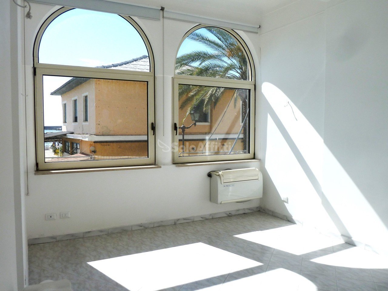 Sala - Apartment Corso Trento Trieste 61, Sanremo - photo 1