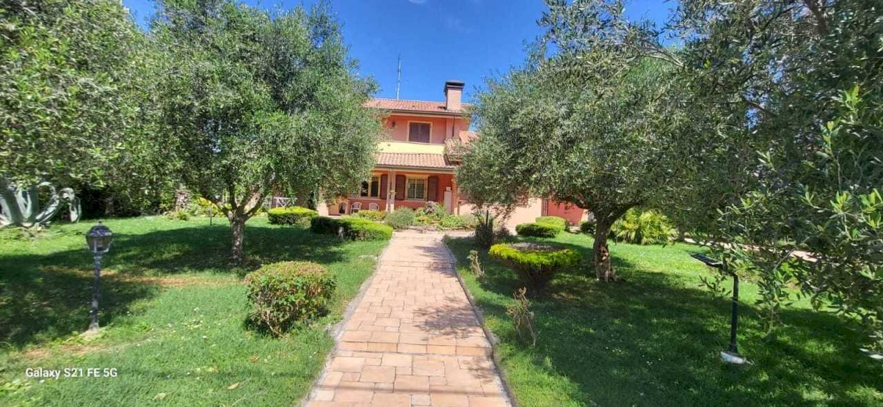 WhatsApp Image 2024-06-06 at 18.58.21.jpeg - Villa Via Giuseppe Garibaldi 101, Bellaria-Igea Marina - foto 2