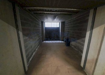 Immagine WhatsApp 2024-06-12 ore 10.39.19_f597ba01 - Box Via Ferdinando Magellano, Taggia - foto 3